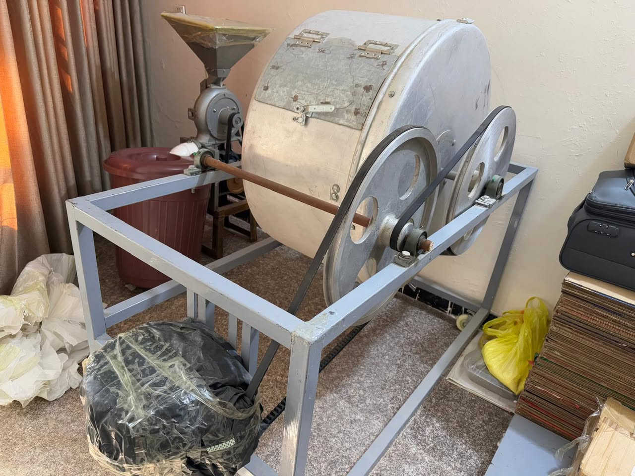 خلاط ومحمصة كرزات وبهارات  غاز سعة ١٠٠ كيلو مستعملة شهر واحد صناعة محلية 009647733302424


**إذا كنت صاحب هذا الإعلان وتريد حذفه لأي سبب، رجاءا أرسل رسالة إلى الدعم الفني**