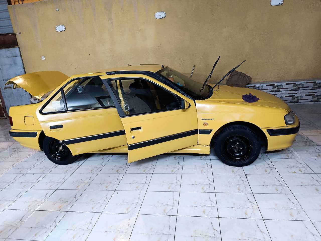 بارص ٢٠١٥ محرك كير خير من الله سياره ب أسمي سنويه ل ٢٠٣٠ مصفره هيئه وغرامات وسلف دينمو فانات وكير جديد  وضفيره وعقل كلهه جديد  قبل اسبوع سويتهه سياره نقصهه حداديه صدر فقط ب٣٥ وبيهه مجال البصره ابي الخصيب العوجه ***********
