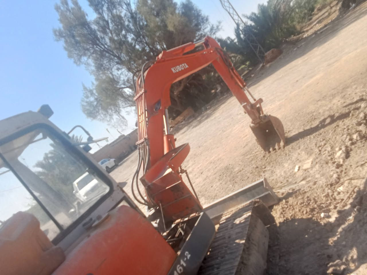 سلام عليكم  حفاره كابوته  للبيع السعر 40 // ***********
