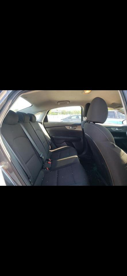 فورتي 20
سنوية 27

حادثها بامريكا بجم 

سونار مرفق بالصورة

تبريد وتدفئة ومكينة خير من الله

بدلت دهن الكير قبل يومين وكامت تكطع عندي

موظف و متعاجز اروح للصناعيه اسويها 

السعر 100 وبيها مجال كلش قليل

 تفاصيل ***********
