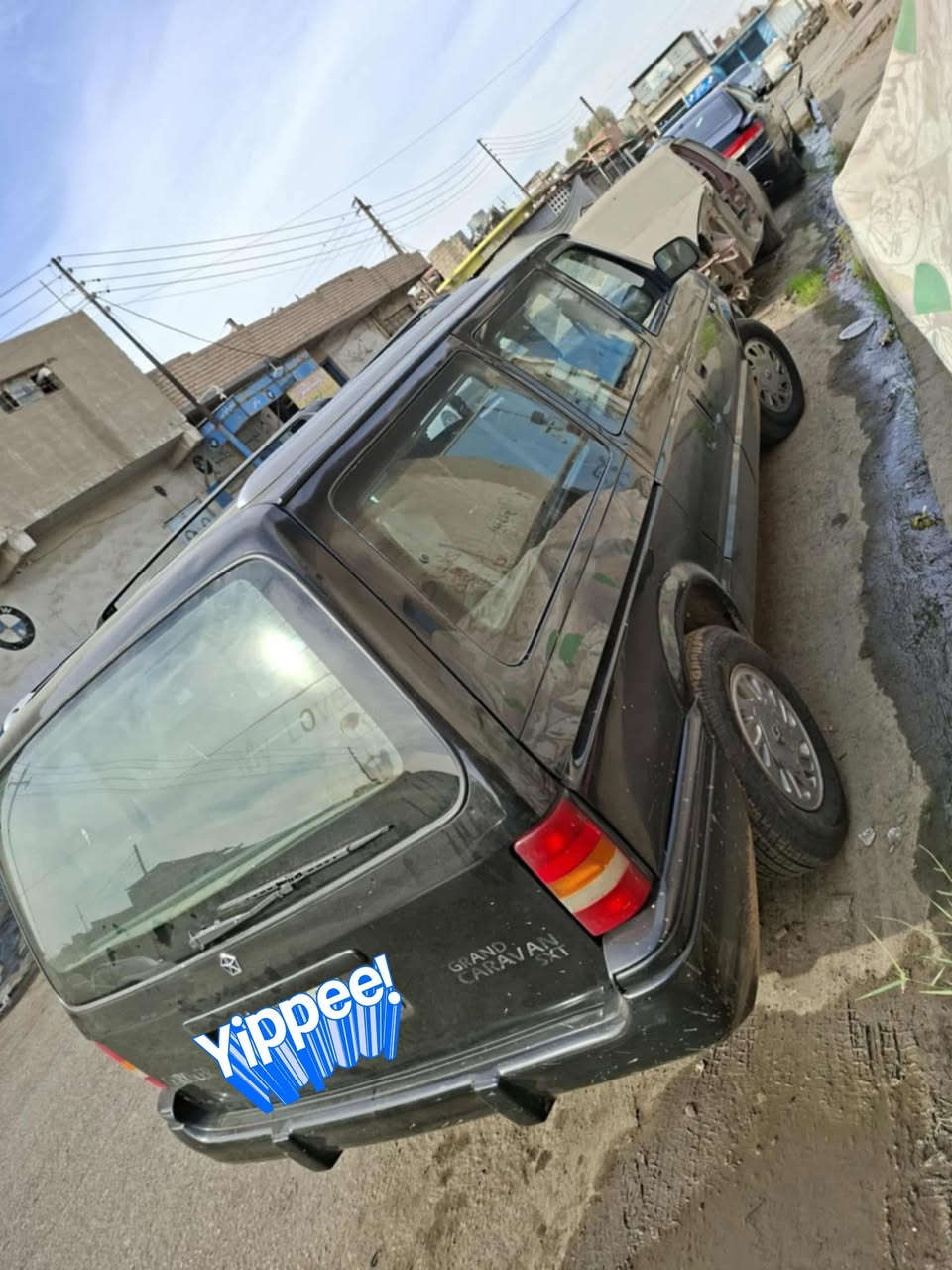 للبيع سيارة رقم دهوك انكليزي سنوية و هزه جديدة بأسمي محرك دوج 3300 نظيف وكير كهربائي نظيف شرط تبريد شغال كهربائيات شغالة كشنات سياحي جلد كهربائي الطخم الكدام والورى جديد درايم شفتات جديدة طخم تاير جديد باتري جديد سيارة فول نظافة سعر 54 للتواصل ***********
