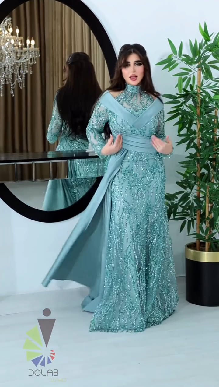 فستان اخذته من دولاب سعر الشراء ١١٠ اريده ب ٨٠ لبسته ساعتين قياس ٥٠ ويلبس ٤٨ و٤٦ لان اني قياسي ٤٦ وأخذته اكبر الي تريده تراسلني ونتفاهم وادزلها صور اوضح


**إذا كنت صاحب هذا الإعلان وتريد حذفه لأي سبب، رجاءا أرسل رسالة إلى الدعم الفني**