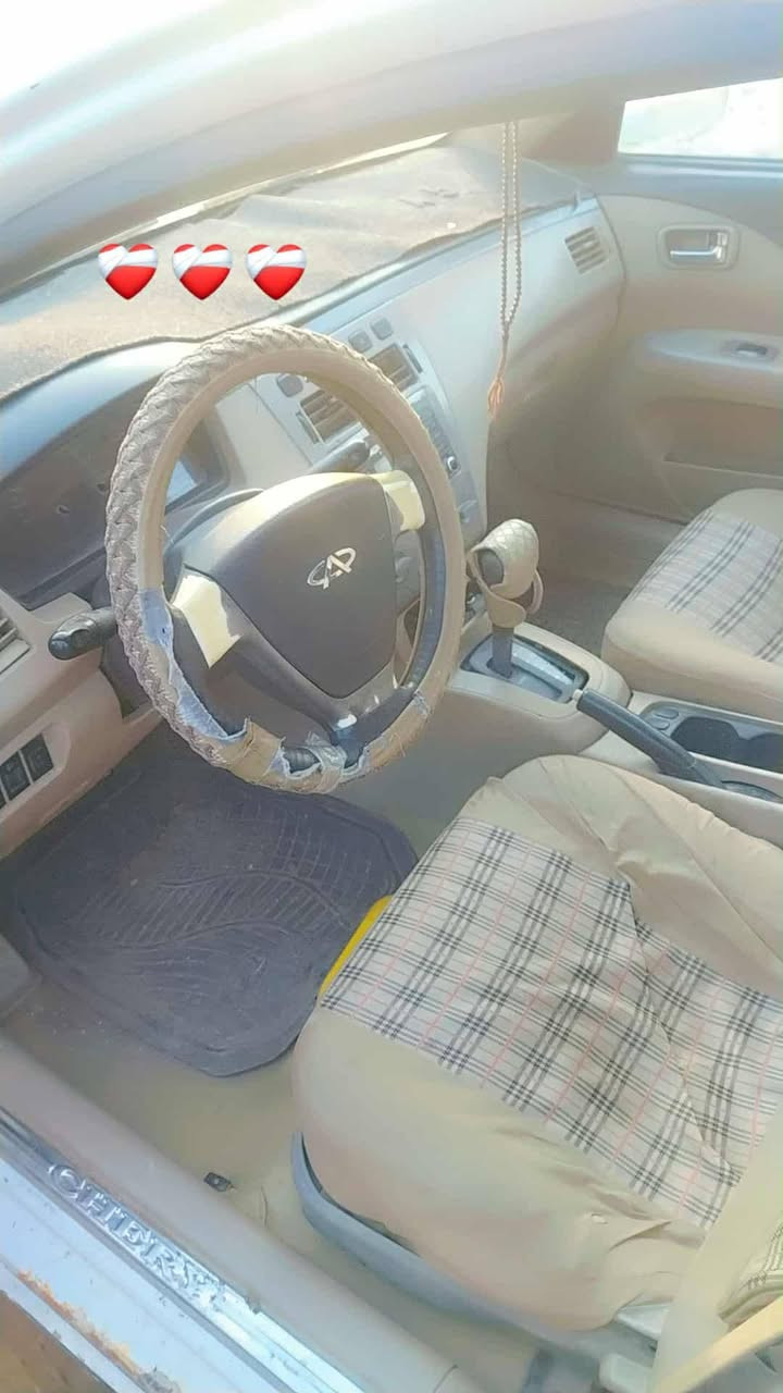 السلام عليكم سياره شيري اي فايف  خصوصي    موديل 2013  اوتماتيك مكينه محور   نضيفه  ا السعر 33  مداور ثاني يوم مكاني سماوه ***********
