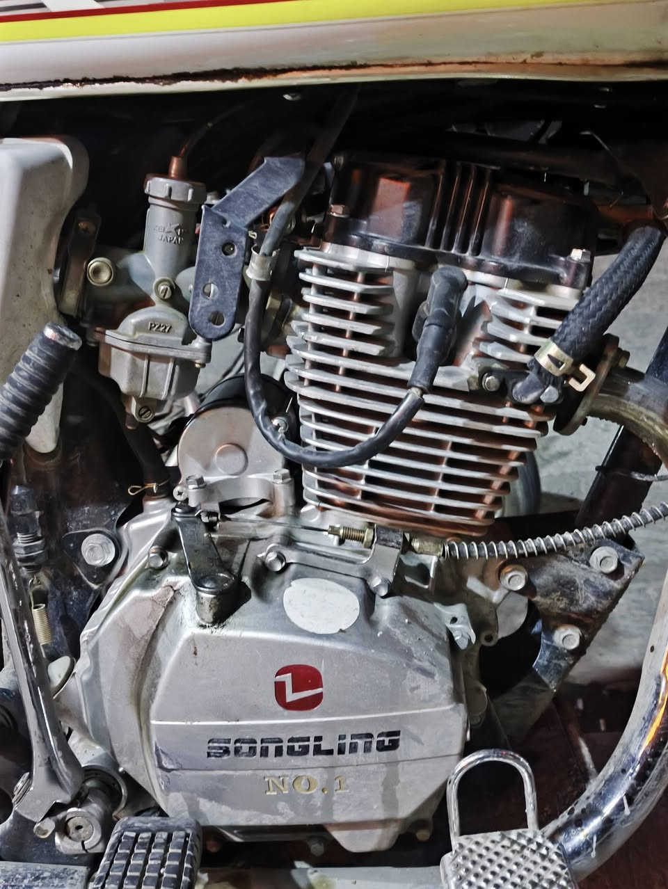 السلام وعليكم
سونلك موديل 2024 محرك كبس ممفتوح كهريائيات شغاله ماطور بعده جديد مابي أي عيب تشغيل عن بعد دراجه خير م̷ـــِْن الله سعرها 750 وبي مجال للشراي *********** واتساب فقط المو شراي لايكسر بالسعر 👍🏼
