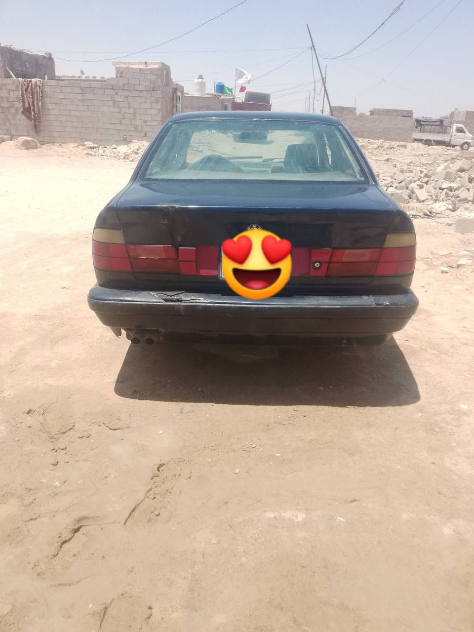 سلام عليكم بي ام للبيع سعر 45وبيه مجال رقم انكليزي بغداد مداور ثاني يوم سياره نضيفه قطعتين تبديل جاملغ وبنيد مكاني نجف *********** تصال رقم واتساب ***********

