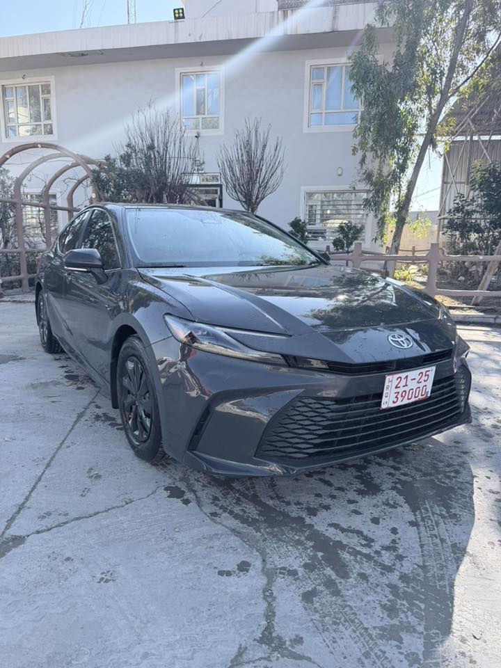 السلام عليكم
دخول جديد (كاتي ) تترقم شمالي فقط
للبيع : تويوتا كامري XLE2025 هايبرد 
اللون :- سمنتي 
الموديل :- 2025
سعة المحرك :- 2500  Hybrid
المسافه المقطوعه : 2 الف  زيرو 
عدد المقاعد :- 5 مقاعد 
شاشه كبيره نفكيشن
بصمة تشغيل  
- مقاعد جلد ابيض
مقاعد كهرباء طرفين
- شاشة لمس
-كامرة خلفية 
- بلوتوث 
- اي بي اس                                                            
- تحكم ستيرن كامل
- مانع تصادم 
-  اضوية LEDخلفي امامي
-رادار امامي جانبي وخلفي 
- مثبت سرعة 
- نظام EV mode +نظام Sport mode
- نظام توفير الوقود ECO
- نظام النقطة العمياء
- نظام تحديد المسار
- مانع انزلاق
- شاحن هاتف لاسلكي
- هاند بريك بصمه 
(حادثها pdrتعديل بونيد  فقط بدون قطره صبغ بدون تكحيل )
السعر 225$
مكان السياره كركوك
***********
