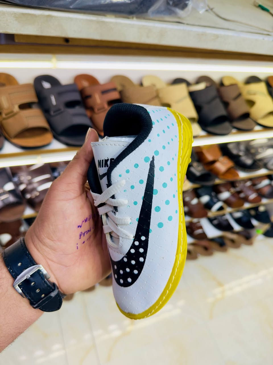 لابجين ولادي ايراني مخيط
سعر الدرزن. 28 الف. 
قياس30 الى 35.. درزن لون واحد 
🚛يوجد توصيل لجميع المحافظات. 
يمكنك الاختيار من قناتنا على التليكرام 
https://t.me/thayi99R


**إذا كنت صاحب هذا الإعلان وتريد حذفه لأي سبب، رجاءا أرسل رسالة إلى الدعم الفني**