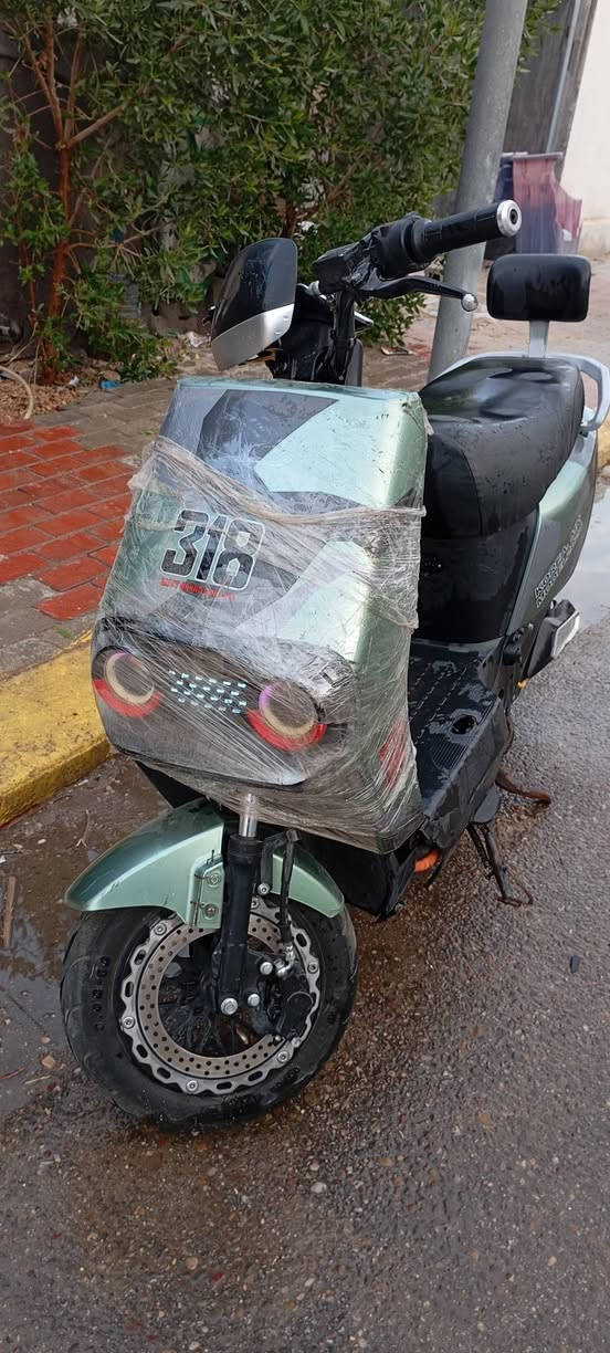 سلام عليكم
للبيع دراجه شحن نوع اباتشي 318 خير من الله الدراجه بيه نواقص بسيطه الدراجه يريد اله بطاريات شاحنته الأصليه مفتاحه الأصلي السعره 300 او بيه محال بسيط او تجي تاخذه من باب بيتي للتواصل 

*********** واتساب او اتصال
