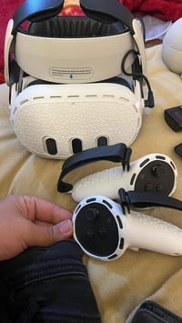 ميتا كويست ٣ • ١٢٨جيجا • بوبوفر M3 PRO