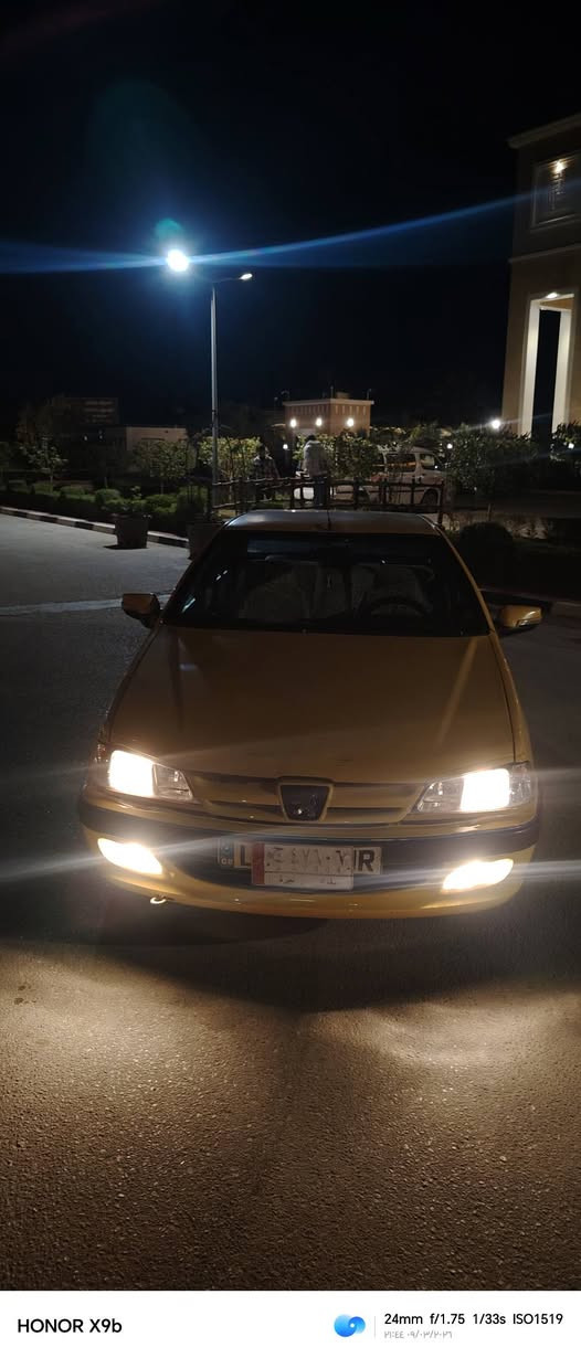 سلام عليكم
للبيع بيجو بارص مديل 16 سياره كفاله ماعده ضربه بل جاملغ الخلفي مثل ما واضح بصوره كير قبل يومين شديت فرنسي اصلي ابو ضمان  ومكينه ع شرط كفاله حداديه امامي خلفي قبل اسبوع امبدله  كله جديد  منضومت بانزين جديه تجي وشوف بعينك  تبريد كهربائية كله شغاله سنويه  نافذه صار سبوعين راعيه يريد تحويل مصفره هيئ وغرامات  سعر ٤٥ وبيه مجال مكاني كربلاء رقمي ***********
