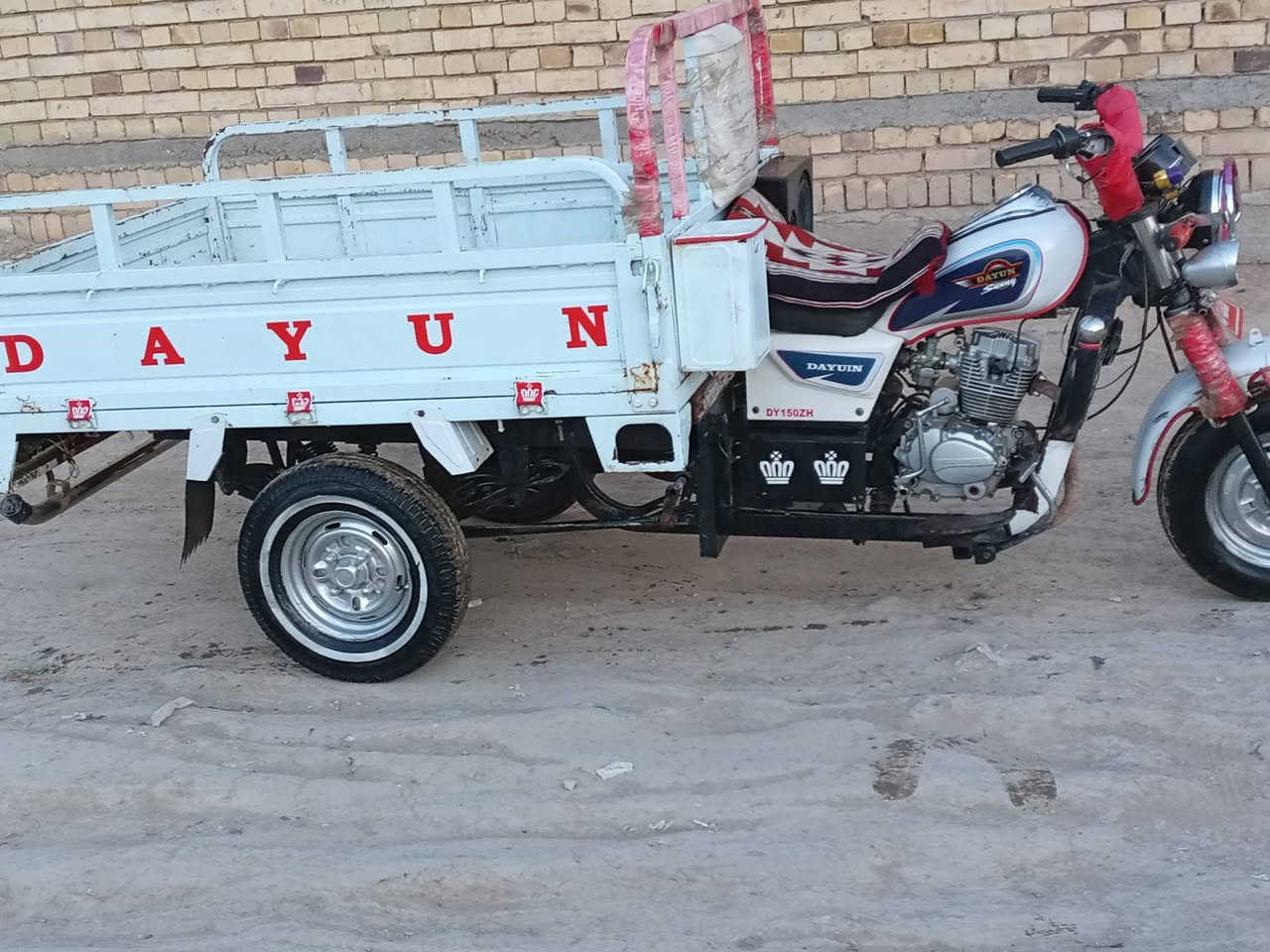 سلام عليكم ستوتة للبيع مديل 2019 اوراق اصولي مصبوغة جملية حتة المكينة وشديتلهة كور  وبستم جديد السعر الخاصه *********** مابيهة بس خياسات بل بدي
