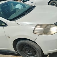 نيسان تيدا • ٢٠٠٧ • توماتيك