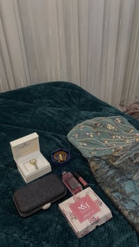 فستان • مقاس ٤٠ • مستعمل مره