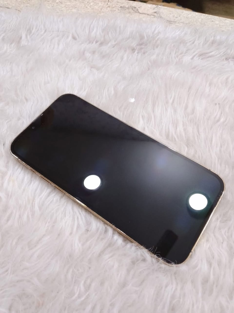 السلام عليكم عندي ايفون ١٣ برو ماكس مبدل شاشه جهاز شخط مابي ٥٠٠ او مراوس كلكسي 23 لتره بغداد الزعفرانيه ونطي فرق ***********
