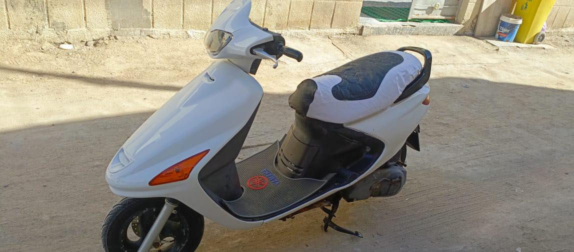 دراجه فراشه جديده جاهزه من كلشي دراجه بلاديه كله شغاله فحل بلاد اشاير سلف دبلات مكينه خرسه مامفتوحه شلعه معدل فولل سعر 400 دراجه نضيفه بمعنه لكلمه ***********
