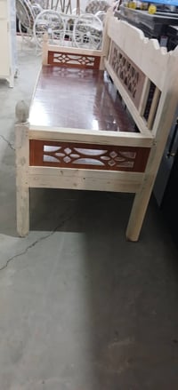 كرويته خشب • بلوك اسود • شارع المصرف