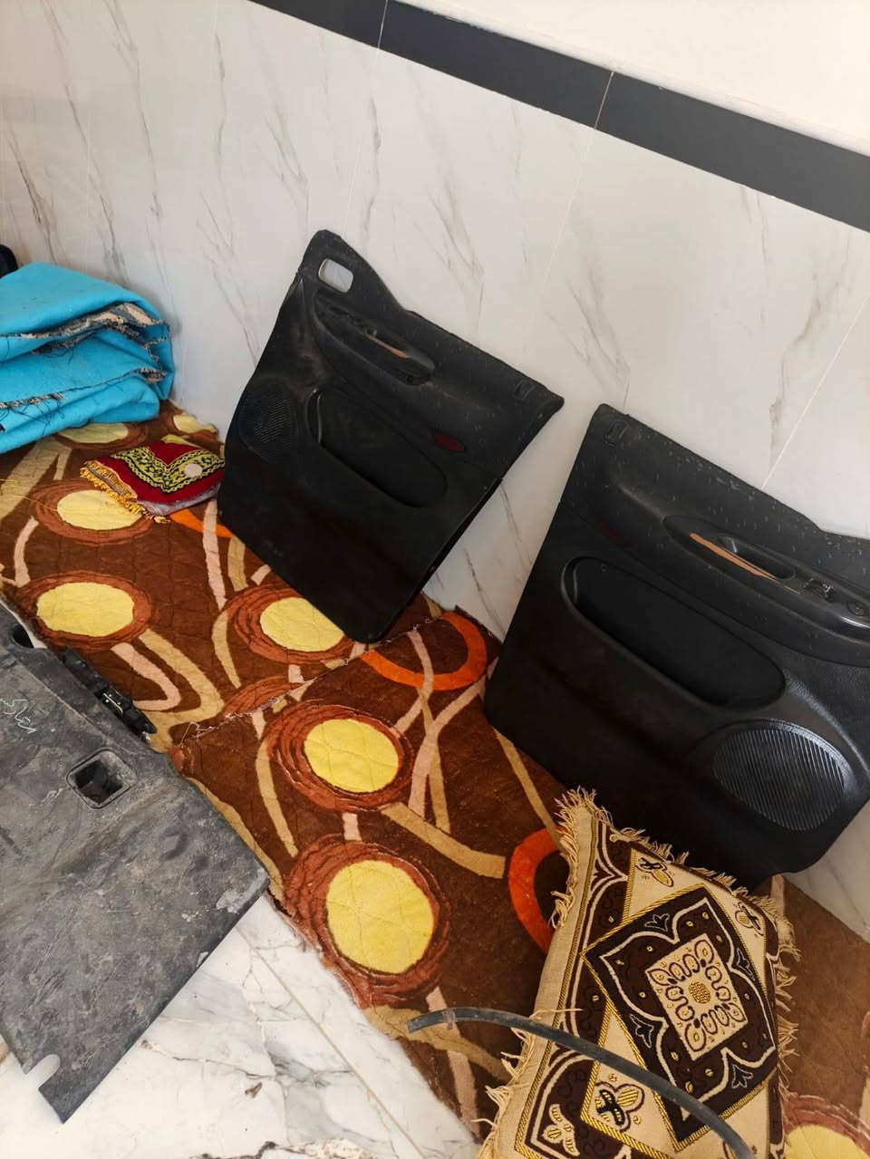 سلام عليكم غراض للبيع مال 2007 مكان حله الحمزة الغربي ***********
