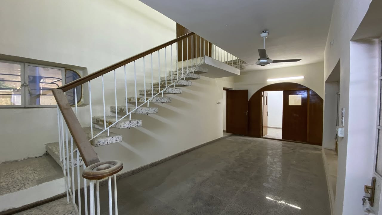 بسم الله الرحمن الرحيم     

عقارات عويسيان للأستثمار العقاري 🔱
 
بيت للأيجار بموقع جداً مميز في مناوي باشااا للأيجار  للشركات و المكااااتب يحتوي على 5 غرف 

                                 
يتوفر لدنيا  قطع اراضي و بساتين بمختلف المساحات و ايجاارات سكنية و للشركات في جميع مناطق البصرة 
للأتصال او الواتساب 📱 : 

*********** 

موقع المكتب 📍: البراضعية خلف المستشفى الجامعي#عقار_البصرة #آلبصرة #اكسبلور #عقارات_البصرة #عقارات #إكسبلور #مناوي_باشا #ايجار #شركات #عقار_البصرة #آلبصرة #اكسبلور #عقارات_البصرة #عقارات #إكسبلور #عقارات_البصرة #مناوي_باشا #ايجار #جمعة_مباركة_عالجميع #مشاهدات_تيك_توك #اسعد_العيداني #مستشفى_الجامعة #المستشفى_الجامعي #حمدان #شركات_تنظيف
