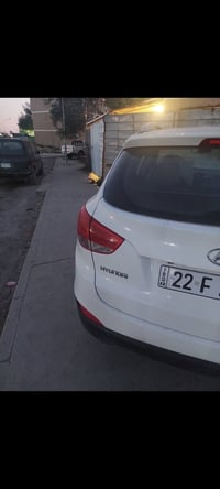 توسان خليجي ١٢ للبيع بيها قطعه صبغ و قطعه تبديل  كير محرك مكفولات تبري...