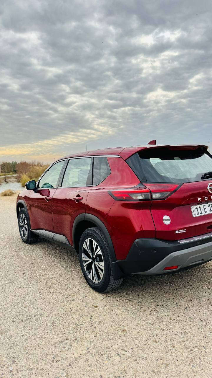 للبيع نيسان روج موديل 2021
سياره فول 1/1 ماعد فتحه سياره كلش جديده 
داخل كله جلد سياره مكفوله كفاله عامه من كل شي 
محرك 2500تنفس طبيعي 
بيع كم ملاحظه 
بيع بدون مراوس راقم بغداد تحويل مباشر 
ضرر سياره غرق شغاله وحلوه 
سعر سياره 180وبيه مجال ومعروفه روج سعر الاربعه سلندر بيع جوه سوك صور ضرر موجود بل نشر 
وسوك كلشي بيه ورجو لمايشتري الايكسر بحلال العالم 
مكان سياره ديالى كنعان 
***********
توفيق للجميع
