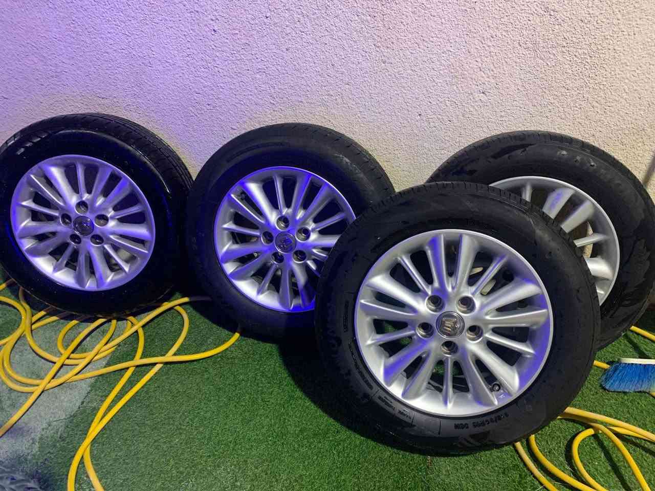 ، تخم كامل مال شاهينه للبيع تاير جديد كب جديد مكاني زبير سعر350   رقم تلفون ***********
