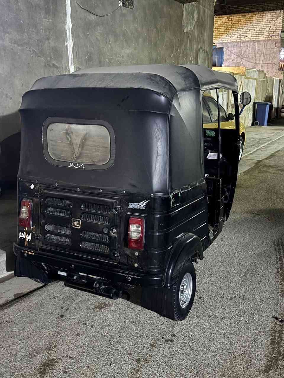 السلام عليكم شباب تكتك للبيع موديل 19 تكتك نضيفة بيها بارد شبر بلصفحة مجفتة بوشة وبستم فقط تكتك خير من الله  كبل للشارع رقم وسنوية تحويل ثاني يوم السعر 7800 رقم 
***********
