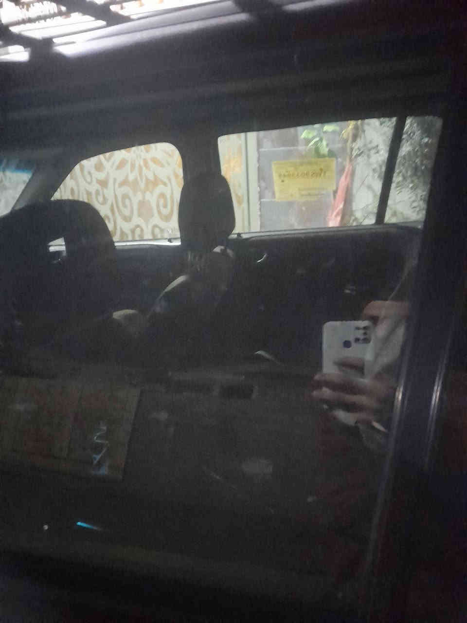 السلام عليكم اوبل استره نضيفه حلوه السياره بلادي تبريد موديل 1994 داخل حلو لون احمر لا ضربه لا كصه السياره جاهزه كهربائية كله شغاله محرك 2000 اوتوماتيك ابطاين جدد دشبوب جديد محرك وكير ابلادي تايرات جدد السياره انشالله ربع ما اذب عليه السياره مصبوغه جراد فقط لجماليه  مكان السياره بغداد ابو غريب حي الشهداء قرب محطه جوهره العدنان *********** السعر 55 وبيه مجال لطيبين
