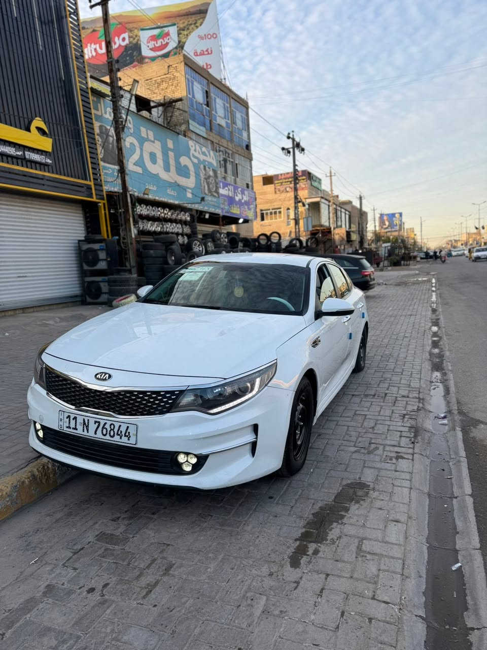 كيا اوبتما موديل 18
وارد امريكي صور سونار موجودة ويا الصورة
السيارة خير من الله صدر جديد تخم تاير جديد 
منضومة لايت زنون 
رادارات تحكمات ستيرن 
شاشة كار بلي
سيارة اي نقص مابيها للاخير شرط 
السيارة رقم بغاد تحويل ثاني يوم هزة جديدة رقم جديد سنوية جديدة
اي نقص مابيها السيارة العنوان بغداد الغزالية 
السعر 130وبيها مجال ***********
