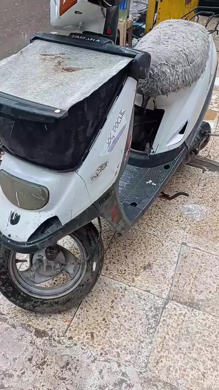 السلام عليكم
للبيع ماطور متروك شغال يدك سلولي شرط نضافه كدام العين مكينه ما بيها شي شاصي مقوه سعر 125وبي مجال تواصل خاص او ع رقم ***********
