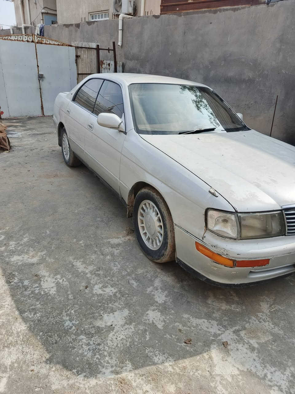 السلام عليكم بطه للبيع او مراوس موديل 91 كفاله من كص نقل مكينه ٢و ونص حداده 70% تبريد شغال سنوية منتهيه رقم واسط السعر 47العنوان قضاء المدينه رقم الهاتف***********
