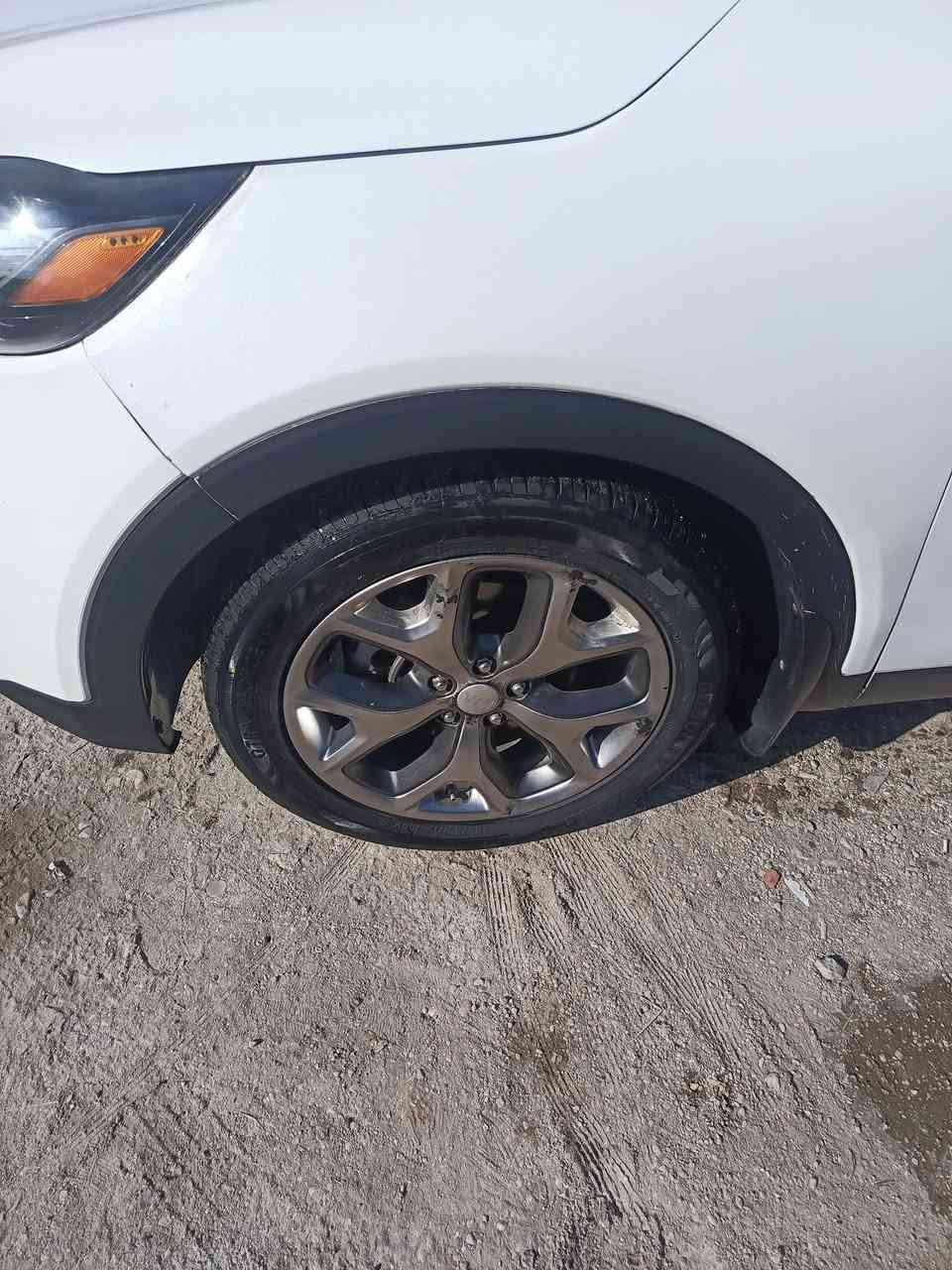 السلام عليكم من رخصت الادمن سورنتو موديل 2020 وارد امريكي ماراح اكول مواصفاتها لان يراد اكتب جريده فول الفول شنو ابالك بيها مواصفات ولاتسال مكينه سته لو اربعه أكلك فول يعني 6سلندر بيها حادث من امريكا جاملغ خلفي وقبق الجنطه  فقط وعندي صار بيها قطعتين ونص صبغ يعني صبغ 3قطع ونص سياره جديده بمعنا الكلمه هزه وتحويل قبل اسبوع حولتها باسمي ما بيها نقص برغي تايرات حداديه تبريد تدفأه ويا ابو محمد. راح  اتشوف منشوري مال امسح المنشور وجايك بالقران عيب عليك لو رجال اتخابرني وتكلي صار ظرف بس اكو الظاهر مثلك أهوائهم مع احترامي الزينين عله كلن هذا رقمي سعرها 185 عنواني بابل ماشيه 95 ماعندك رصيد رمشلي واني اخابرك ولاتكلي امسح منشورك اني بالطريق واسف ع الاطلاله ***********
