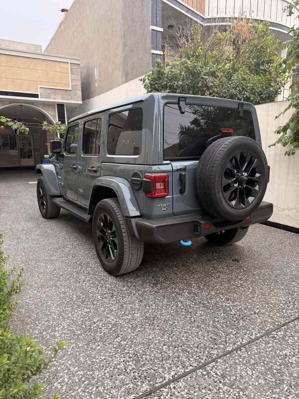 اسلام عليكم
البيع السياره اكلين بدون صبغ 
موديل 24هايبرد 
ماشيه 19 
بسمي المنفيس بعده بدون رقم دخول جديد 
رقم الهاتف *********** 
العنوان بغداد الدوره
