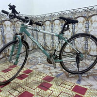 بيانكي • صنع إيطالي • نظيف