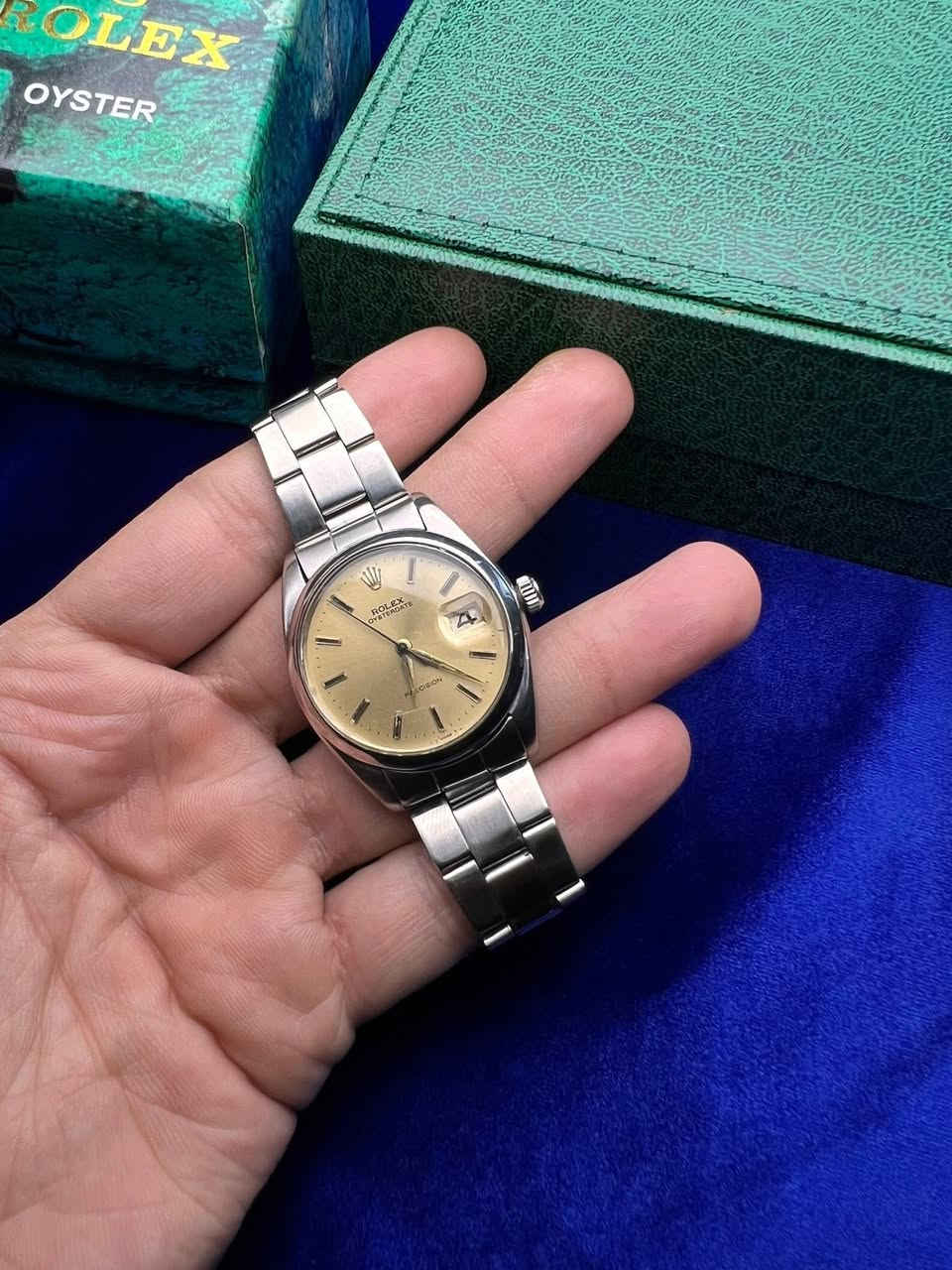 #ترقبوا غداً مزادنا يوم الخميس الساعة ال 11 ليلاً للساعات السويسرية الفاخرة والنادرة
#سجاد_العبيدي لتجارة الساعات النادرة .

العبيدي العبيدي الاستفسار والتواصل مع الاخص سجاد العبيدي


**إذا كنت صاحب هذا الإعلان وتريد حذفه لأي سبب، رجاءا أرسل رسالة إلى الدعم الفني**