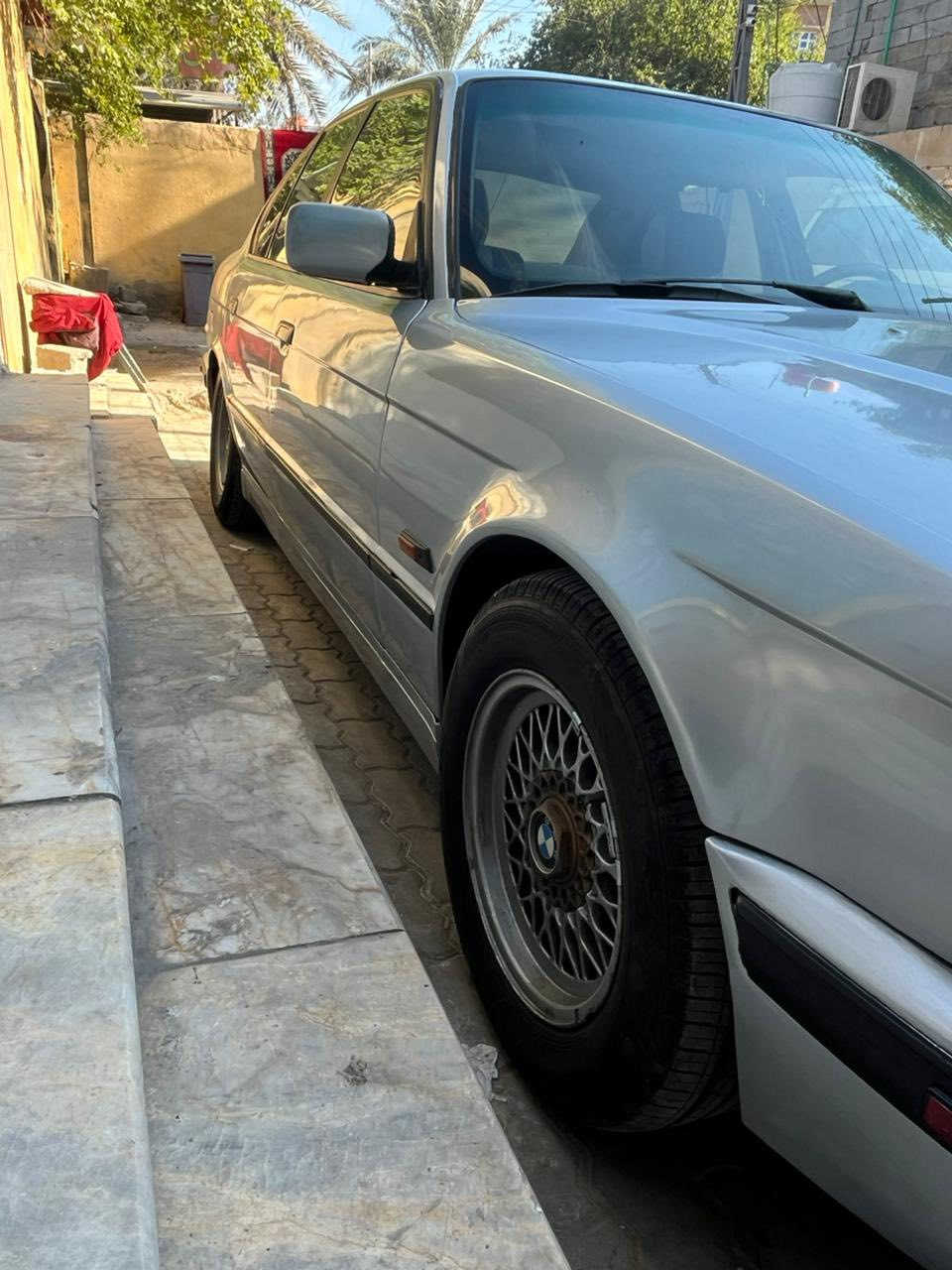 مكلف بالنشر سياره اصولي مكلف بالنشر …بي إم دبليو موديل 90رقم بغداد راعيها بلحيانيه اسياره جاهز كل نقص مابيها محرك ڤيڤتي تخم تاير تبريد السعر65قفل مصبوغة جماليه فرن اترايك إلى أربيل كفاله من الضربه 
البصره (مراوس حسب القناعه) ***********
