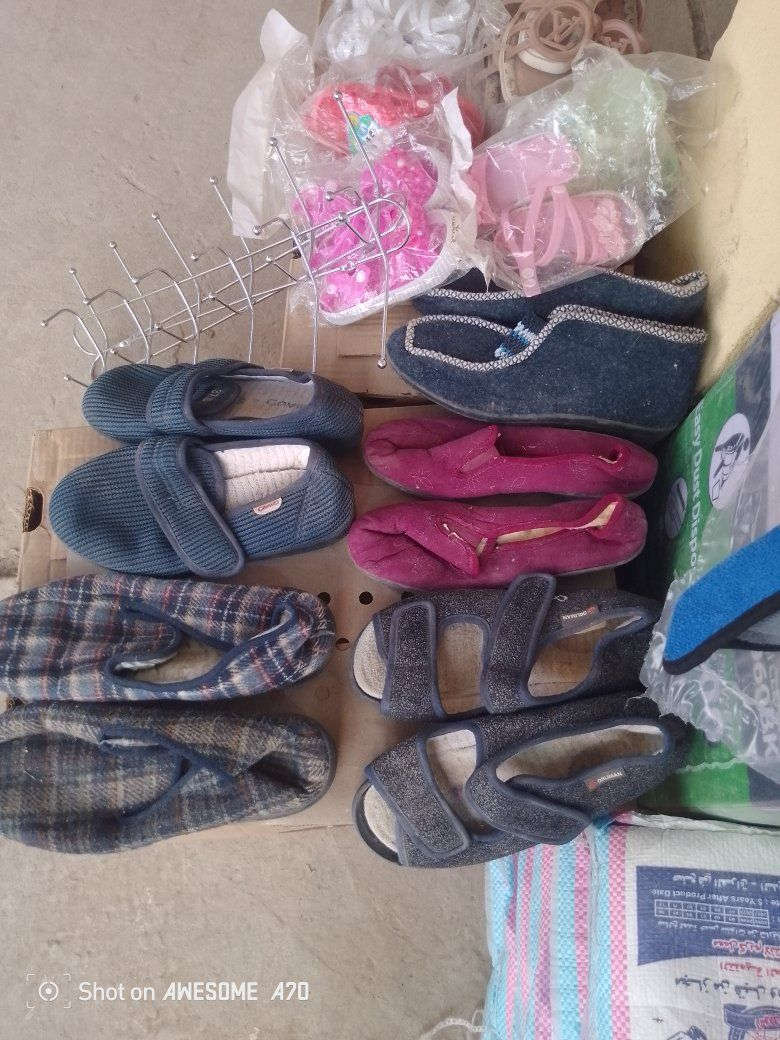 تخفيضات تم وصول بضاعة جديده منضفات ومواد منزليه ومفروشات وأجهزة كهربائية وحاجه بألف  وأي شي يحتاجه المنزل العنوان قضاء الدغارة حي الحريه الثالثة قرب الفلكة على شارع سومر مقابيل عياده الدكتورة الأسنان سارة فؤاد  الاستفسار أكثر اتصل او راسل واتساب ‏‪***********‬‏  تتوفر خدمه توصيل
