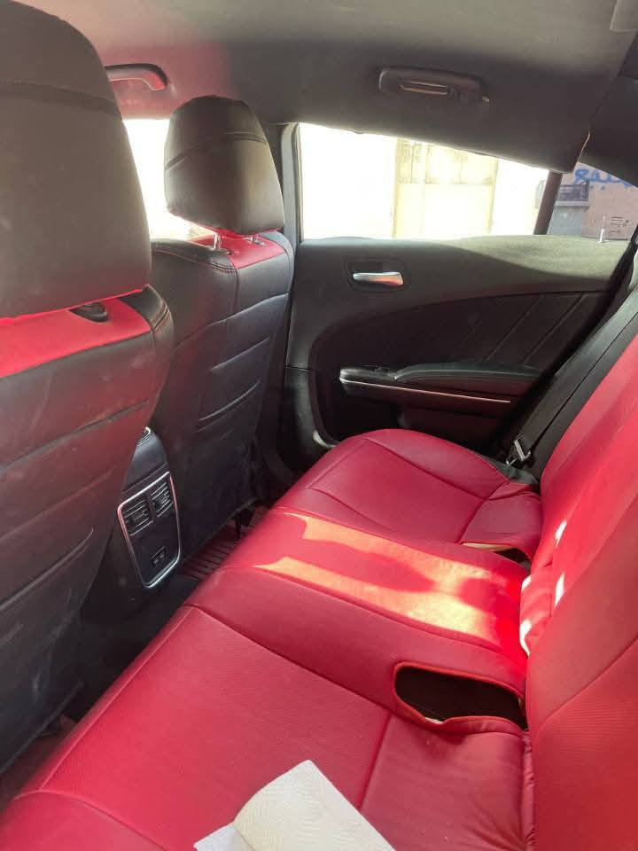 #ادوات ادوات #ادوات
...كفاله كص وسرقه
جالجر 2016
السياره مصبوغه عام تغيير لون بدون حادث 
تبريد ثلج❄
محرك 3600
كير/ محرك كارتون
وبيها هواي مواصفات بعد
السعر 85
هـّ ***********
