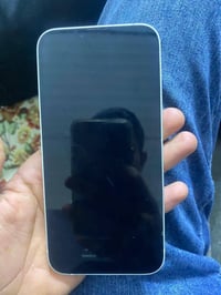 : ايفون 14 بلاس جهاز نضيف بطاريه 92 مامفتوح بس بي فطر بشاشة مابين 0776...