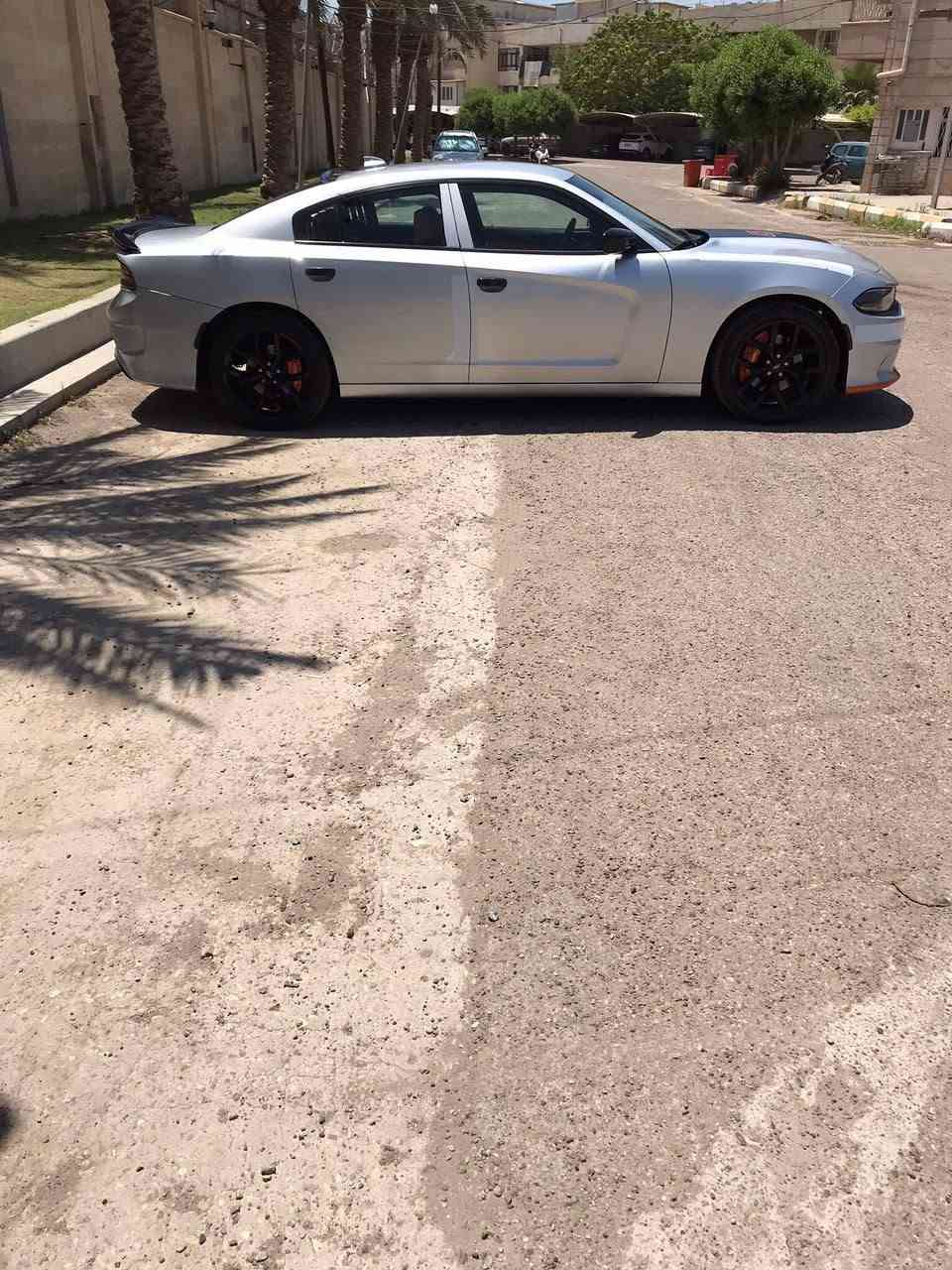 جارجر  GT سوبر ترك باك موديل 2021 أصل بدون ايرباك رقم أربيل بسمي سياره ماشيه 90الف كيلو مواصفاته فول عده الفتحه صدر كير محرك إطارات كله جديد السياره استخدام شخصي مكانه بغداد وكل شيء موضح بصور شراي اتصل  ***********رايده 205
