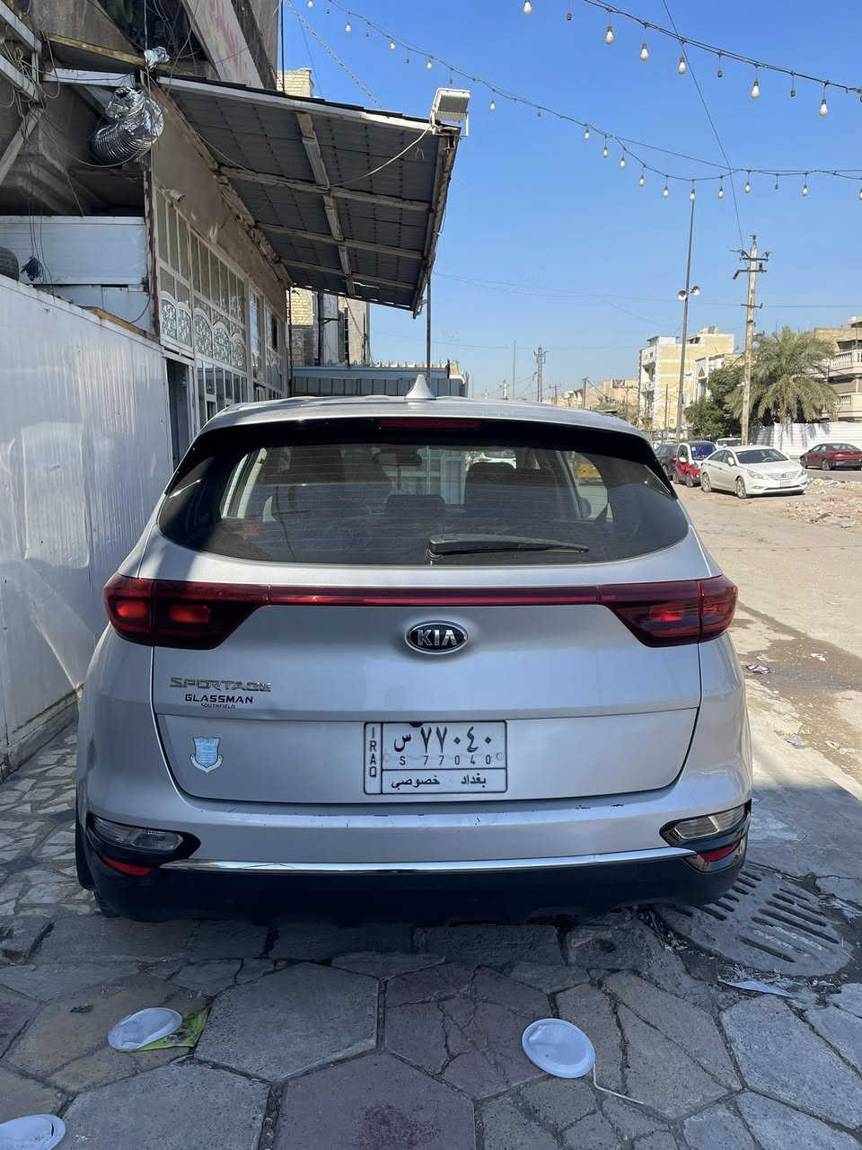 السلام عليكم 
كيا سبورتج 2021 وارد امريكي 
حادث ربع من الدعاميه الاماميه 
ايرباكات سليمه
نص فول سياره جاهزه وجديده 
السعر 180 وبيها مجال 
مكان السياره بغداد مدينه الصدر
‭0772 844 3762‬
