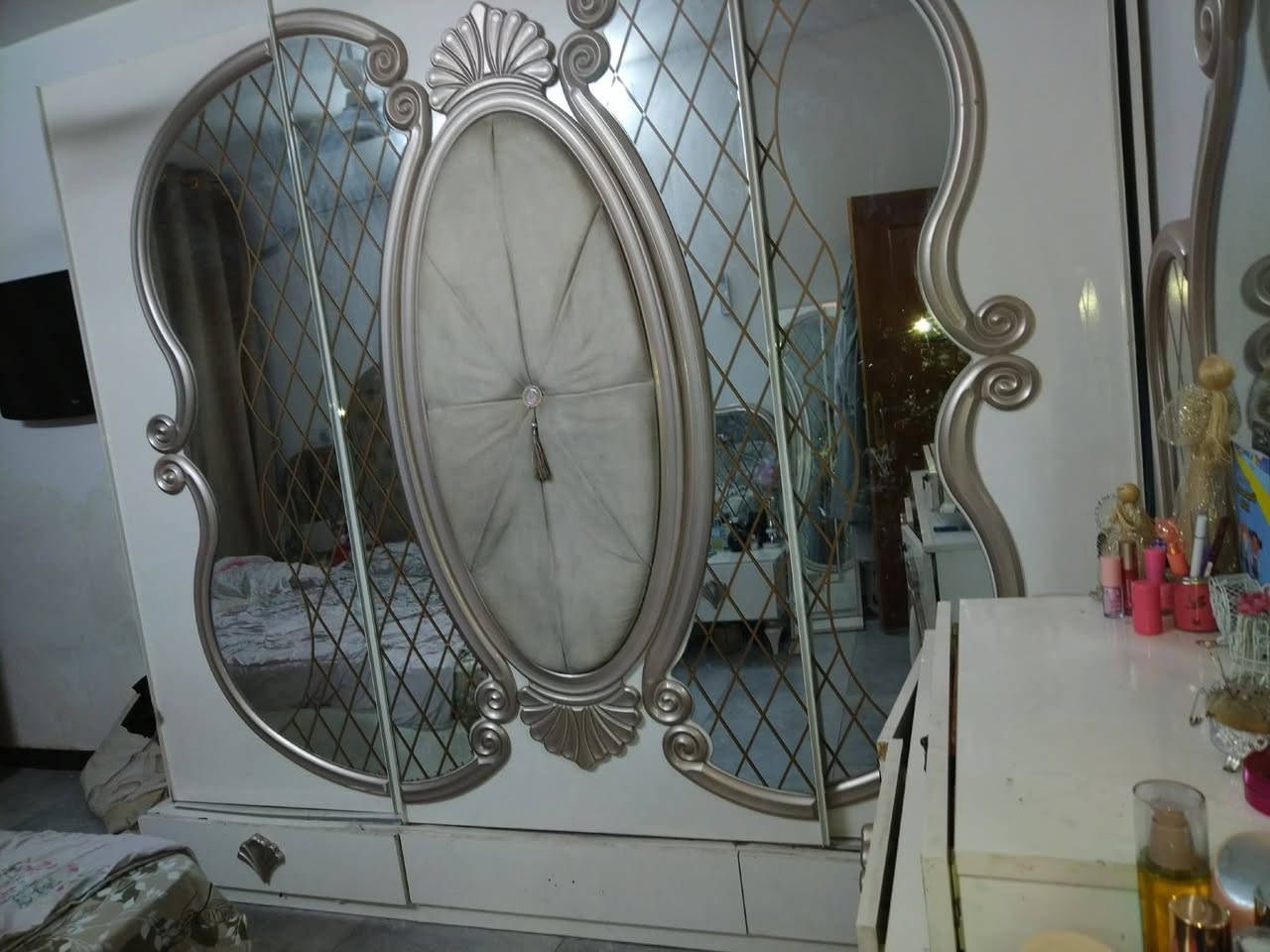 عدته 3غرف نوم تركي للبيع


**إذا كنت صاحب هذا الإعلان وتريد حذفه لأي سبب، رجاءا أرسل رسالة إلى الدعم الفني**