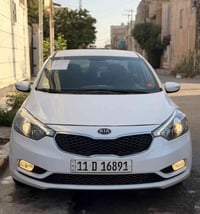 كيا فورتي 2015 أمريكي ماشية 79 ألف حادثة جاملغ فقط بدون دواخل بدون اير...