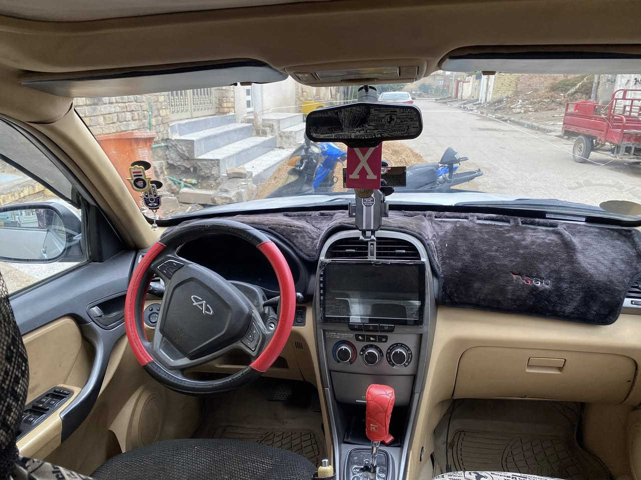 سلام عليكم شيري تيكو للبيع
موديل 2013
كير مكينه كهربائيات شغاله حداديه امامي وخلفي جديد 
محرك مكفول هيه والكير 
سنويه 2030
رقم نكليزي باسمي تحويل ثاني يوم 
رايدينهه ب60


**إذا كنت صاحب هذا الإعلان وتريد حذفه لأي سبب، رجاءا أرسل رسالة إلى الدعم الفني**