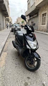 سكنس • مكينه خرسه • اسود