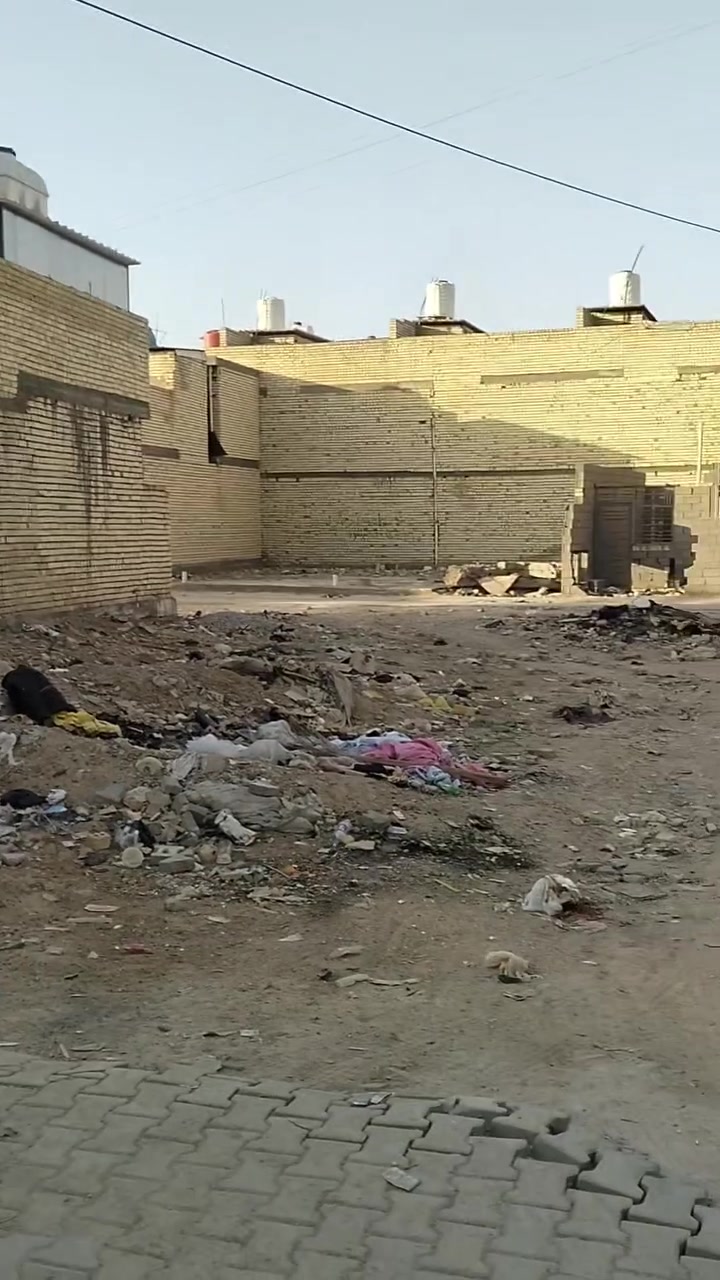 السلام عليكم ورحمة الله وبركاته
300 متر للبيع في منطقة الغرير متوفرة كافة الخدمات 
الاستفسار خاص


**إذا كنت صاحب هذا الإعلان وتريد حذفه لأي سبب، رجاءا أرسل رسالة إلى الدعم الفني**