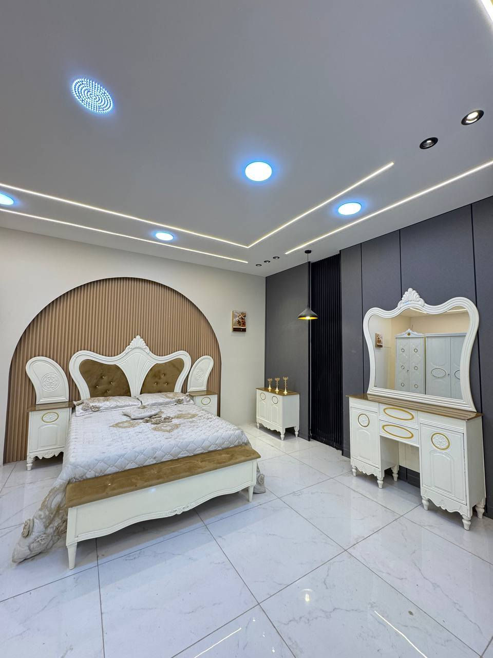 حصرياً الموديل الجديد   

السعر مليون دينار فقط 😍

غرفه نجاره قتصاديه 🛌

متكونه من 9 قطع مميزه 

الكنتور ارتفاع 240 طول 320 

مع الزاويه مجموع الطول 4 امتار 

السمك الخارجي للغرفه 5 ملم انديف

والسمك الداخلي 3 ملم معاكس ابيض

سعر الشازلون الخزان 75 الف 

سعر الشازلون المقعد 50 الف 

متوفر توصيل وشد داخل بغداد 😊

متوفر توصيل وشد لكافة محافضات العراق 🇮🇶


**إذا كنت صاحب هذا الإعلان وتريد حذفه لأي سبب، رجاءا أرسل رسالة إلى الدعم الفني**