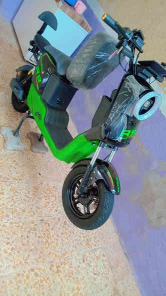 السلام عليكم اخوان عندي ار 9 للبيع نظيفه ما صار لها شهر من اشتريتها عنوان نجف شارع حنون السعر 500 بيها مجال 
هذا رقمي اللي يريد يتواصل وياي ***********
