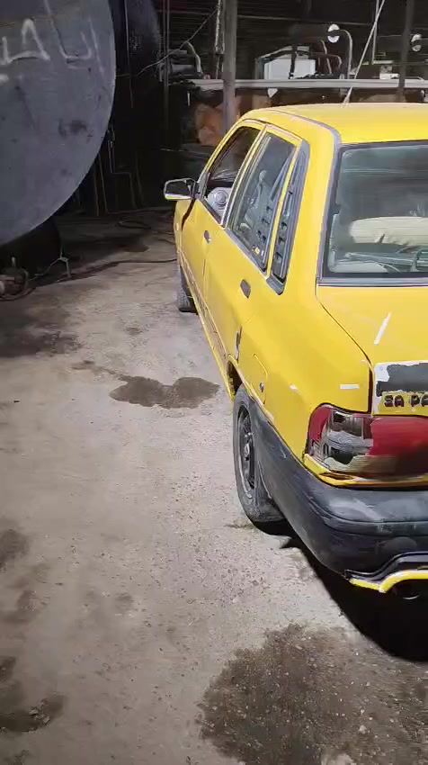 السلام عليكم سايبه   2012 للبيع عليه غرامه ٢٠٠ الف وهيه ١٥٠ عارظه ١٦ الغرامه تنزل من السعر وبيه نواقص بصيطه السياره شغاله صدر جديد تايرات جدد مشط ستيرن جديد ***********
