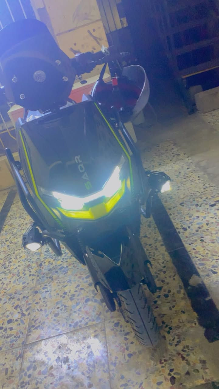 السلام عليكم
دراجه شحن F15 للبيع 

بطاريه ليثيوم مسطره 

سرعتها 100

تفويلتها ب 3 ساعات تمشيك 75 كيلو 

كلشي ما بيها الدراجه فقط جاملغ امامي مكسور 

وما صالي ٣ اشهر من اخذتها 
 مكاني بغداد العبيدي 
السعر خاص 

الاستفسار *********** فقط وتساب
