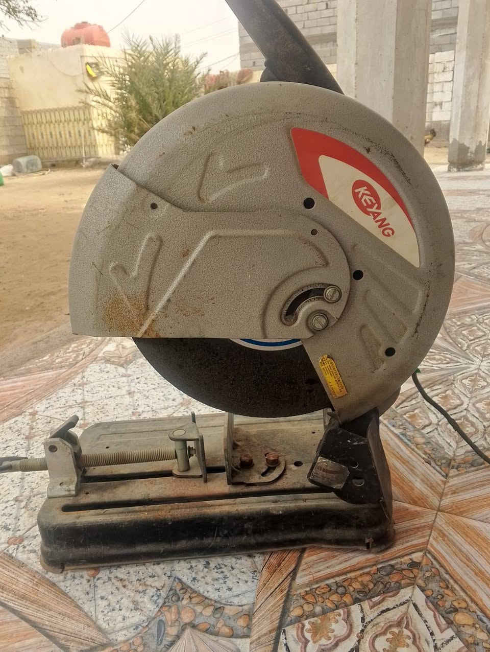 سلام عليكم كتر حجم جبير شغال مابيه ايشي نضيف البيع سعره 150 وبيه مجال مكاني البصره *********** رقمي
